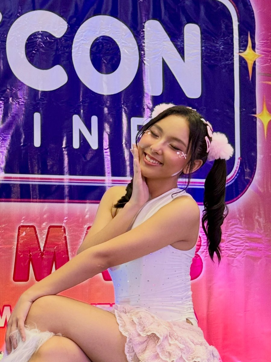 __raire's tweet photo. Hobby Con at Ayala Malls Vermosa ✨
#Rai #RaiofSunshine #Idol #hobbyconph #mood https://t.co/GYVjz5cgj3