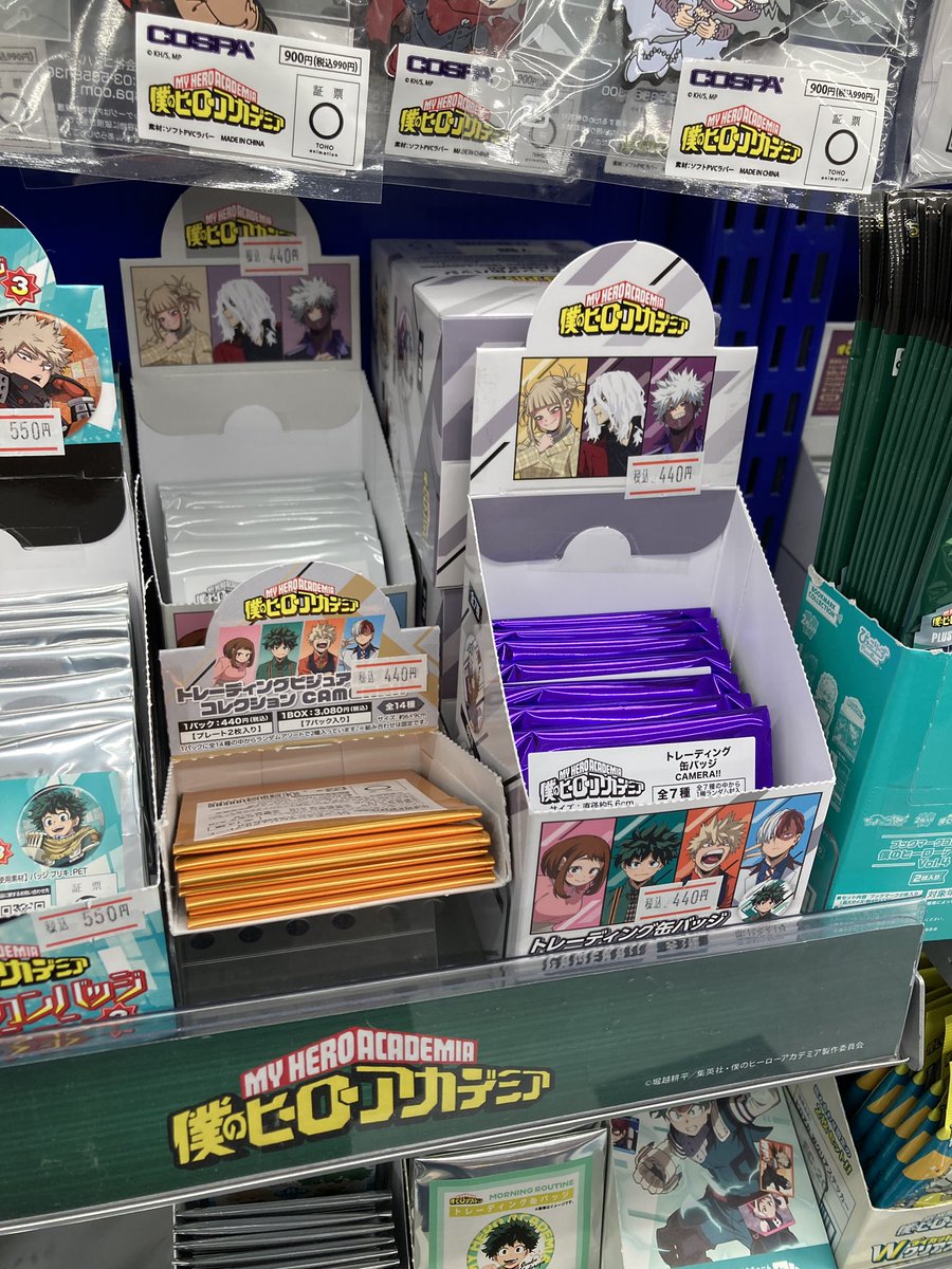 グッズ入荷情報】 「トレーディングひし形缶バッジ／CAMERA