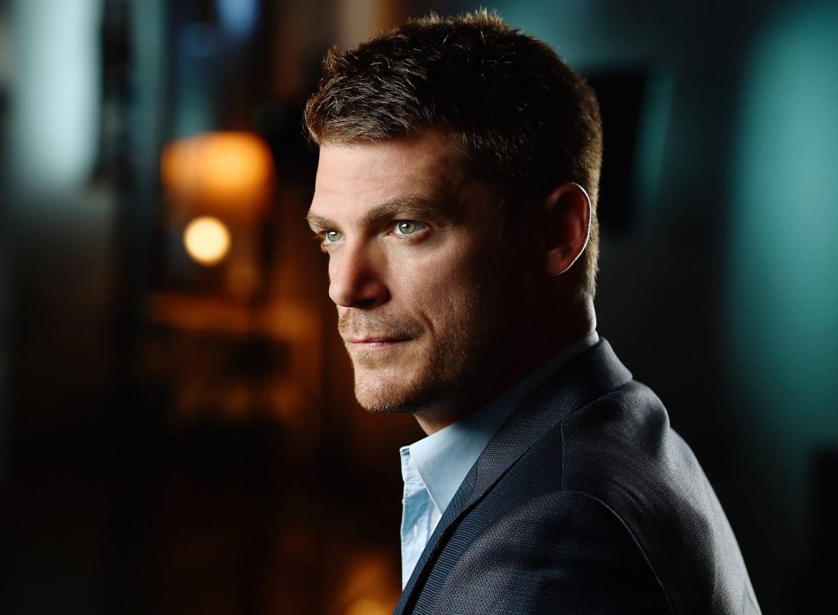 MichaelFairman's tweet photo. Jeff B.👏👏👏

Jeff Branson, ‘All My Children,’ ‘Guiding Light,’ and ‘The Young and the Restless’ Alum Joins New Audio Soap, ‘Haven Falls’ - @jeffbranson @HAVEN_FALLS 

Get the details as Jeff takes on leading roles in the new audio drama - https://t.co/q587m3oNtb 

P.S. can we bring Ronan back to #YR too? Asking for a friend.