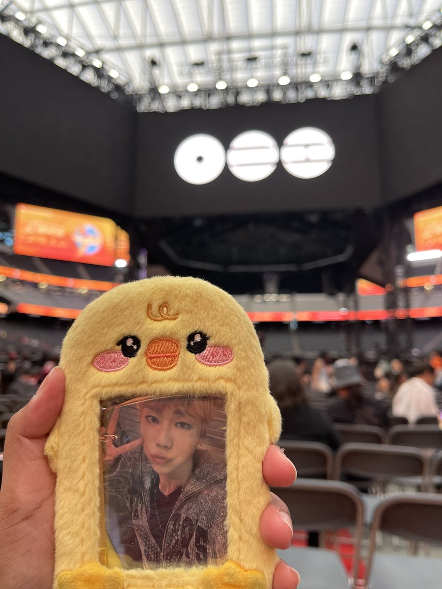 for_ninei's tweet photo. taehun adventures ✨ https://t.co/8l8RT7mVbb