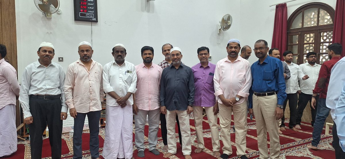 razack's tweet photo. குவைத்தில் ஈத் பெருநாள் தொழுகையில் கோட்டகுப்பம் வாழ் மக்களின் சங்கமம்…

#eidmubarac https://t.co/vC80iq5k49