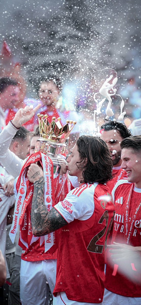 J_ohnny235's tweet photo. @AdebolaMor @Arsenal_FC_es https://t.co/PxNZ0ylqfS