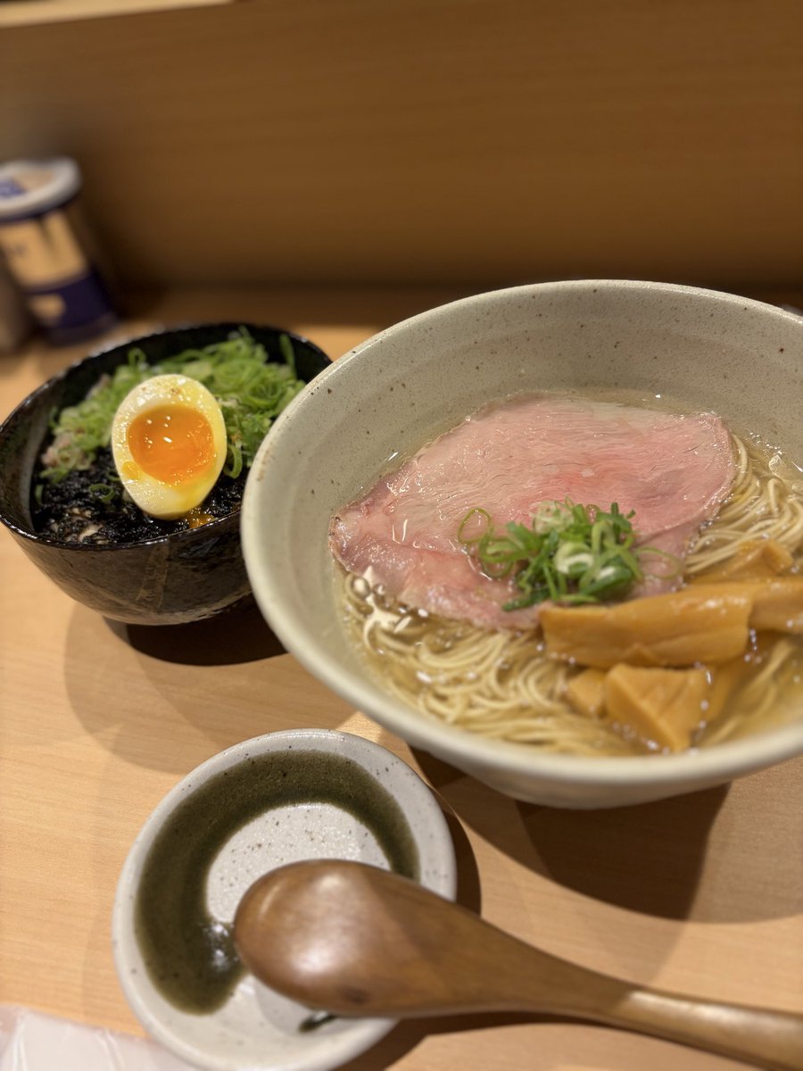らーめんや。 tweet media