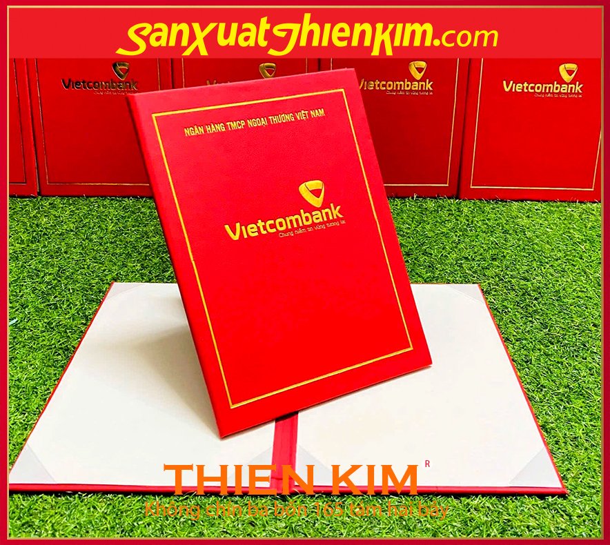 CONGTYTHIENKIM's tweet photo. 🎓 BÌA ĐỰNG BẰNG TỐT NGHIỆP – SANG TRỌNG &amp; CHUYÊN NGHIỆP 🎓
💼 THIÊN KIM – Chuyên sản xuất bìa da theo yêu cầu
☎ Hotline: 0934 165 827 – 0932 032 827
🌐 Website: https://t.co/267ZxyIY3t
#BiaDungBang #BiaTotNghiep #BiaDaCaoCap #DaPU #DaSimili #SanXuatBiaDa #ThienKim https://t.co/tvYnon8dJe