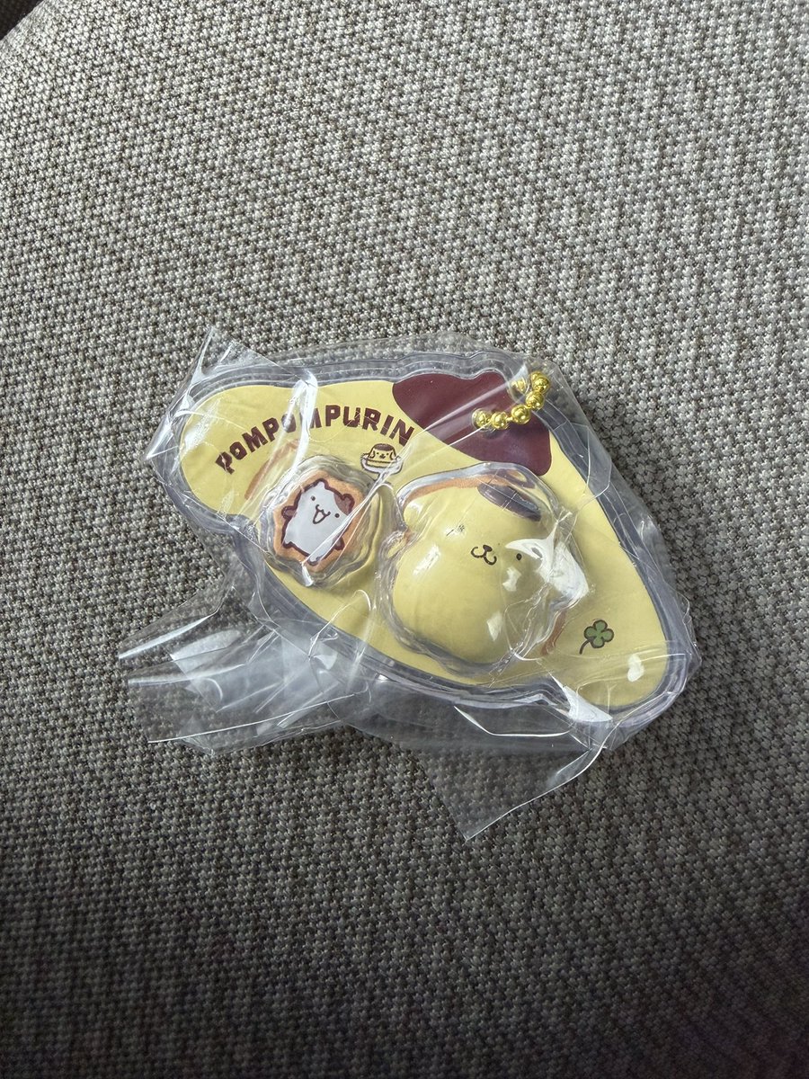 mochiterimoai's tweet photo. 【交換】サンリオ パッケージチャーム＆チョコボーロ

[譲]ポムポムプリン

[求]ハローキティ

郵送交換希望です
よろしくお願いいたします https://t.co/bKzd9fZBj1
