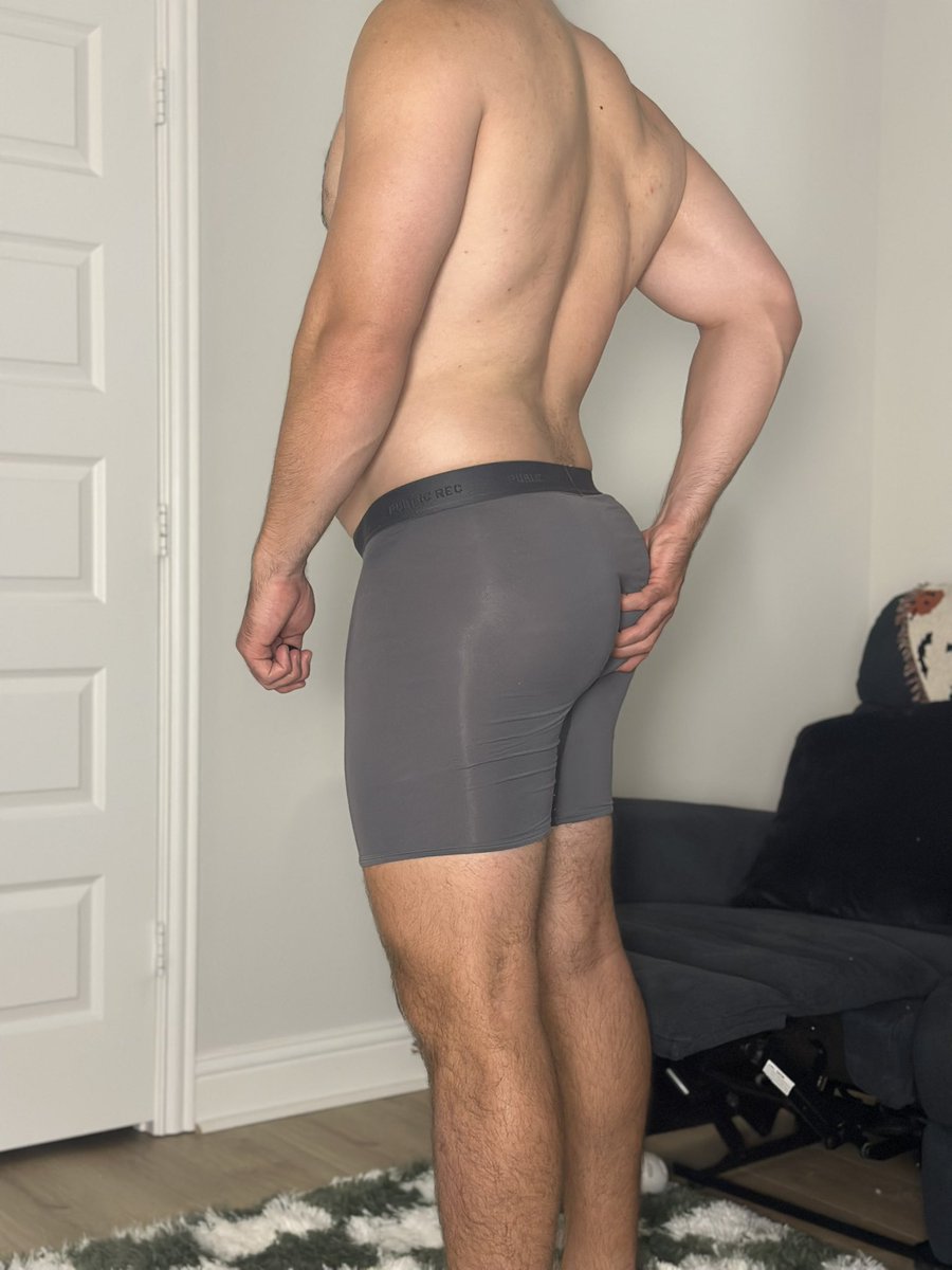 Austin_mfit's tweet photo. Long underwear is the only option for thick thighs https://t.co/SmuKypabX5