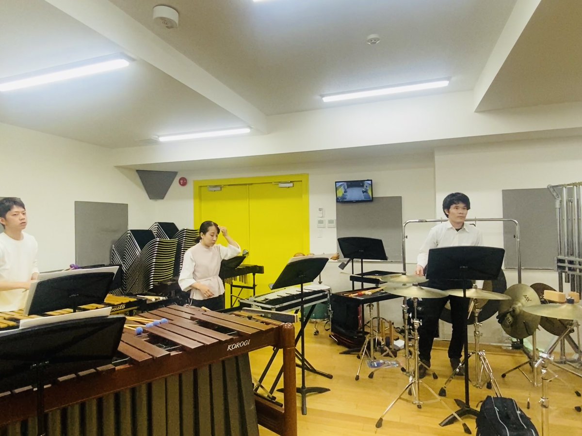 gendaisouzou's tweet photo. 来週6/5は現代奏造Tokyo定期演奏会
色々と打ち合わせをしながら公演に向けてそれぞれ準備に励んでおります！

6月5日(金)19時開演
@渋谷区文化総合センター大和田さくらホール

チケット予約はこちらよりお申し込みいただけます🙇是非聴きにいらしてください！
https://t.co/mJMPDoWUQU https://t.co/3XdSuitMHf