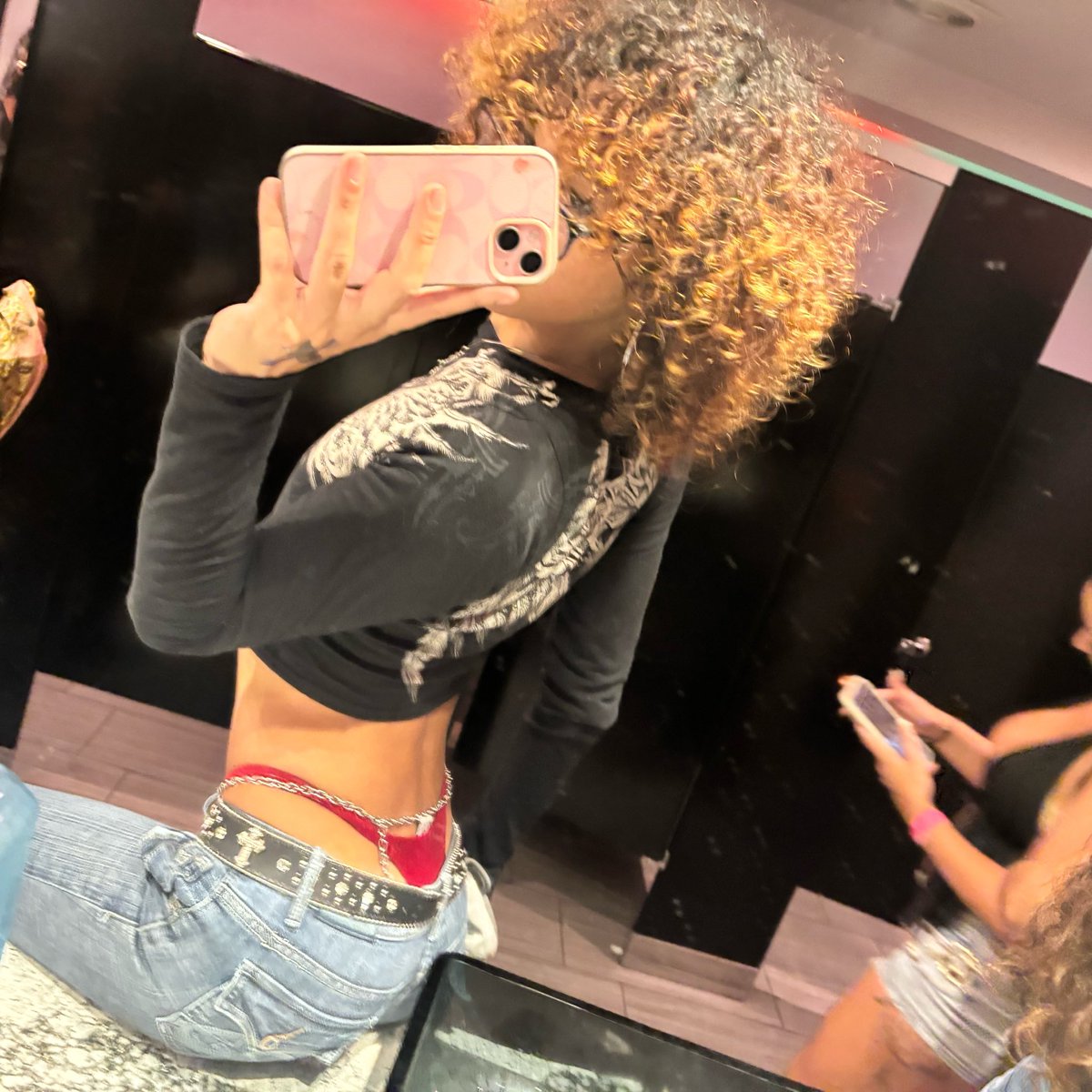 Kay 💋 tweet media