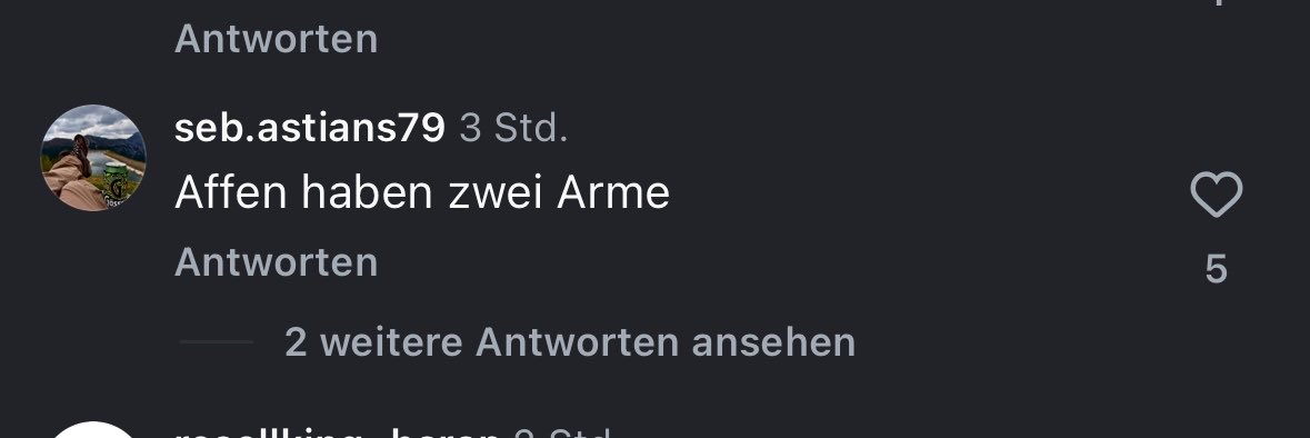 ch0clatetoney's tweet photo. Krass was für rassistische Kommentare ich bei Noel Futkeus Instagram lese.

Bestätigt wieder das der Großteil der Essener Nazis sind https://t.co/SujCuLoP20