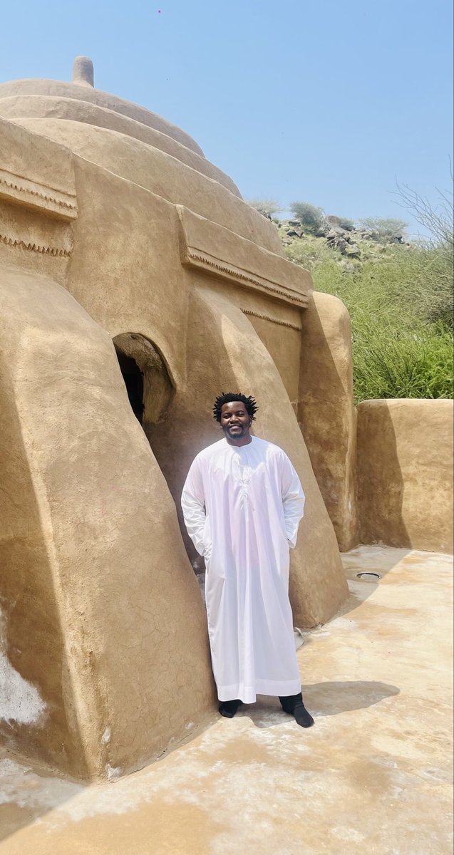 riganbahasha's tweet photo. EID MUBARAK 🌙
May Allah accept our good deeds ,forgive our shortcomings and bless us all 🙏🏿🙏🏿
#eidmubaraka
#eid https://t.co/E3aUrLHkRg