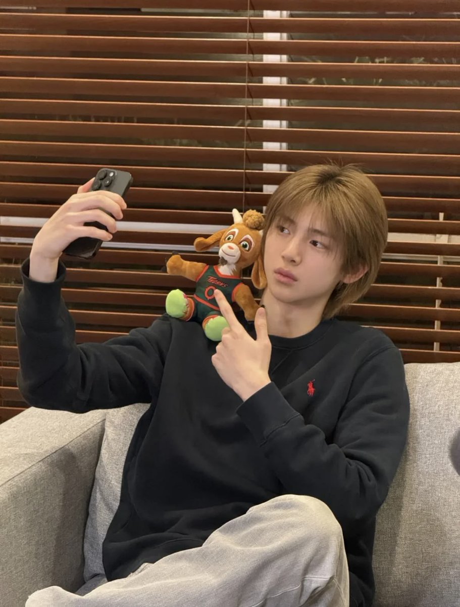 Jjun tweet media