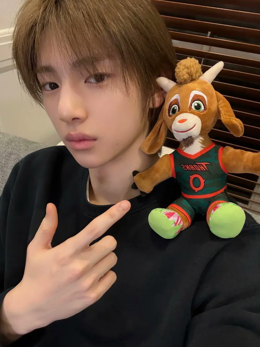 Jjun tweet media
