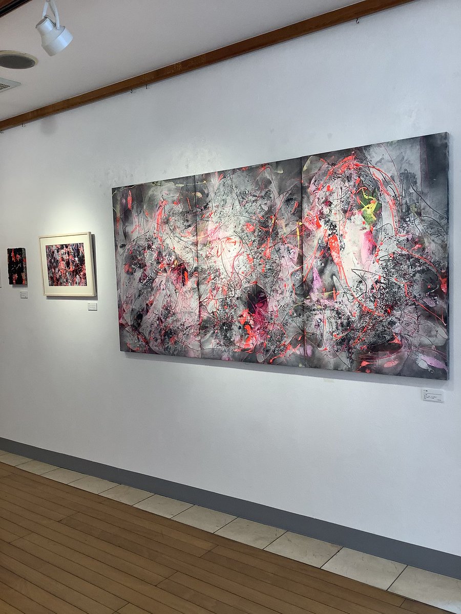 libestgallery's tweet photo. TOKYO ART CHRONICLE 2026【開催中】
三上 数馬／東郷 拓巳／辻 政博

本日最終日17時まで。辻政博先生ご在廊中です。

#リベストギャラリー創　#吉祥寺　＃アート　#3人展 https://t.co/wbIBbklGF9