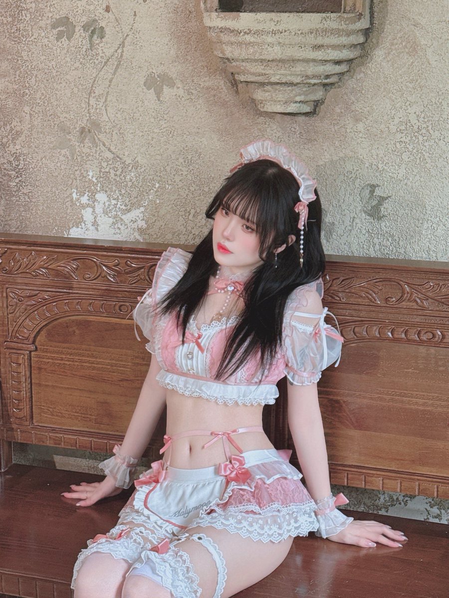 _momo__c's tweet photo. #malymoon https://t.co/kK3hEktKMM
