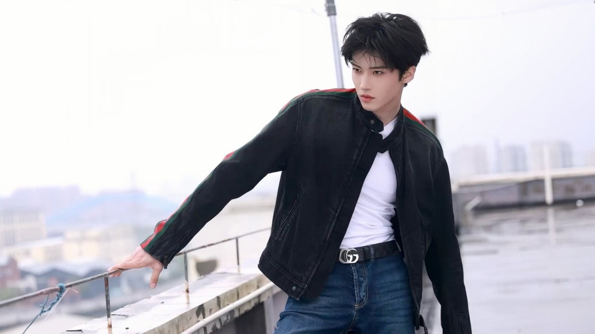 🦋มุกแดงชมอัน🗡️ VeilOfShadows on YOUKU &Netflix! tweet media