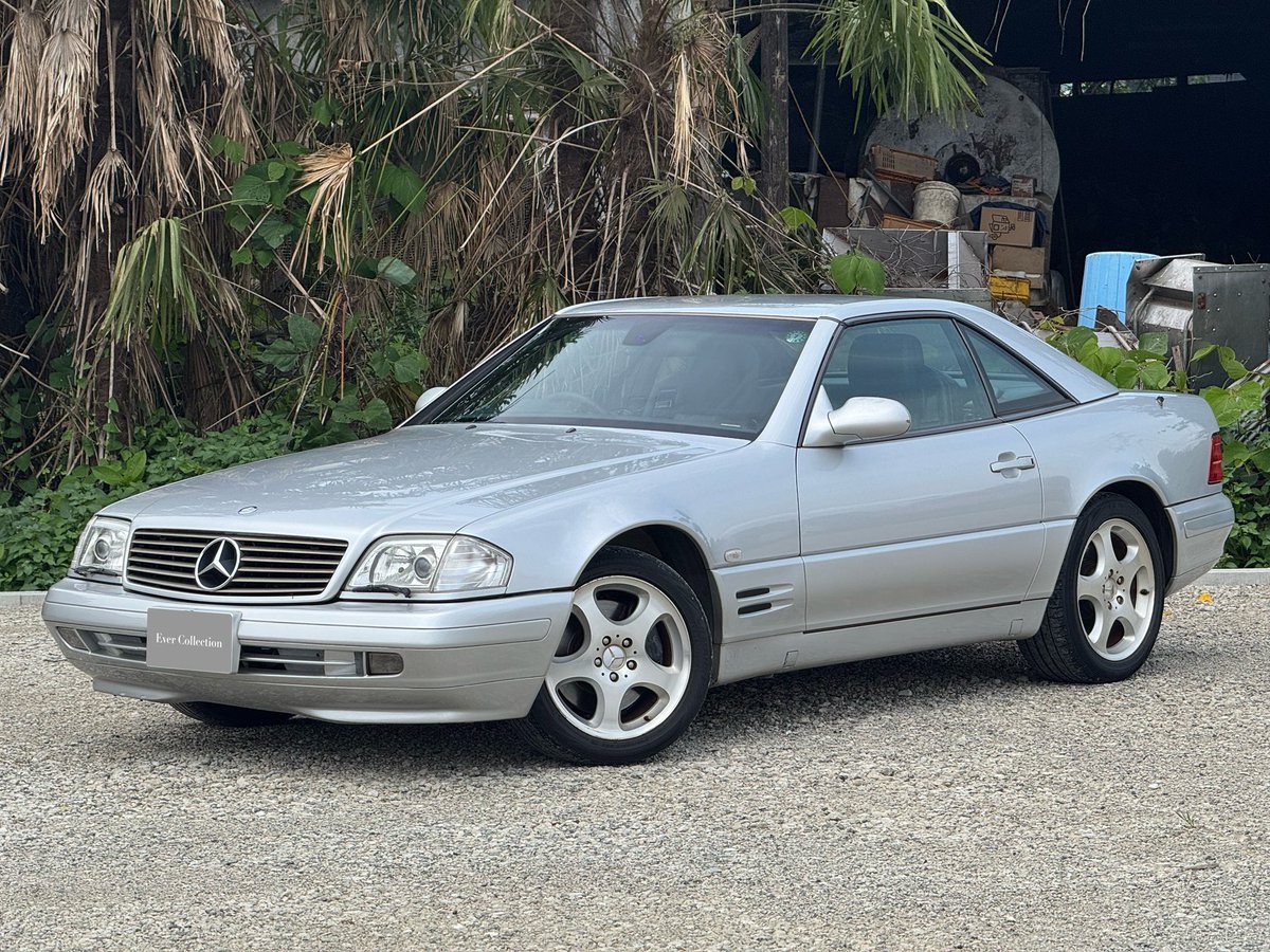 EverSpirit1986's tweet photo. 【New Stock】@神奈川 

1999年
メルセデス・ベンツ SL320
車検無し
10.2万km
取説/整備手帳有

プロ目になった後期型のR129🇩🇪
維持しやすい3,200ccのV6モデル👌
シンプルな仕様だからこそ、サラッとアシに乗っててもお洒落です。

全国ぶっちぎりの最安値！
129万円にて💸 https://t.co/KkREGz5QI1