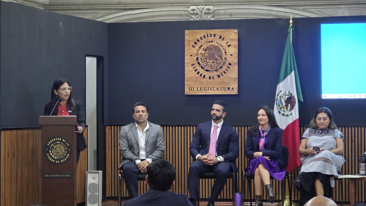 AleAlegria_A's tweet photo. Participé en el Foro “Alcohol y Cáncer”, organizado por la Diputada @Valeria_cruz_f.

Un espacio de diálogo donde especialistas, legisladoras y sociedad civil compartimos reflexiones sobre prevención, información y salud pública sobre estos temas tan importantes. https://t.co/fvmuNmOLFL