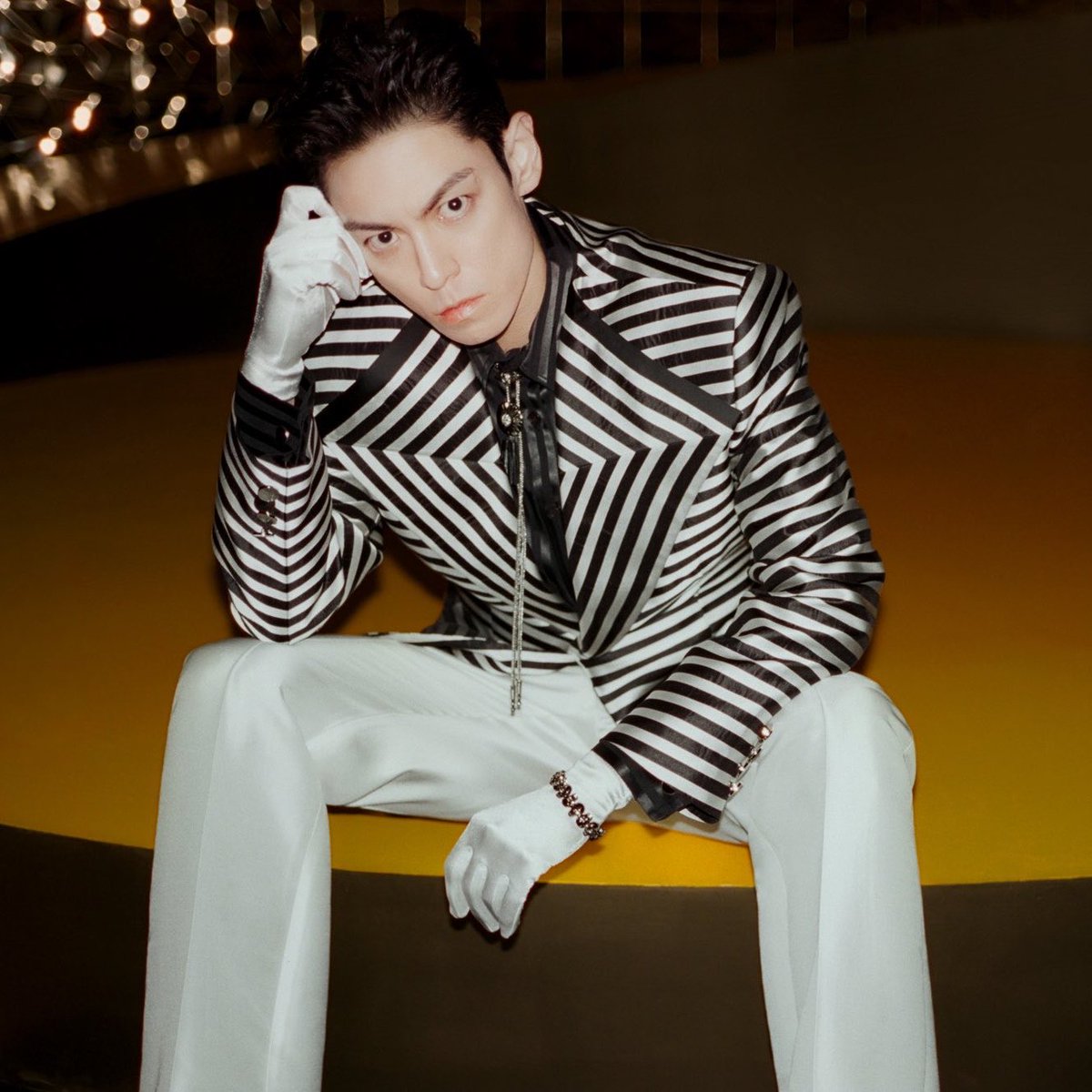 seungt0phyun's tweet photo. ‼️‼️ T.O.P will release new music videos, albums  and acting projects + talks about his own label

Looking ahead, T.O.P shares that more DIMENSION tracks will soon have music videos released beyond the singles “DESPERADO” and “Studio54,” with visuals created using a “completely different approach from anything I’ve done before.” While he laughs when he says that his future acting plans “are still a secret,” he also notes that his ambitions expand beyond singing and acting

🔝: “TOP SPOT PICTURES will continue to be the label through which I release my new music. In the future, I naturally hope to nurture the next generation of artists as well and, eventually, I also dream of producing films.”

#TOP #TTTOP #최승현 #탑 #AnotherDimension