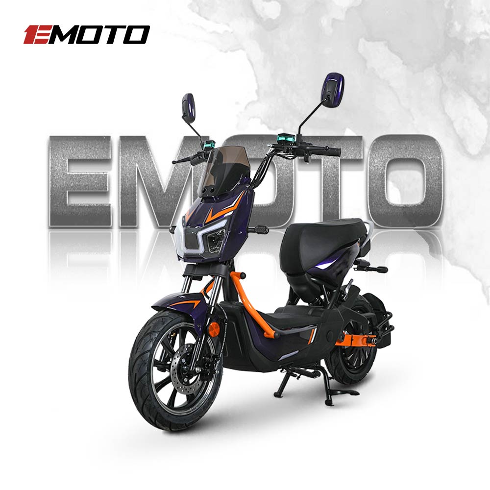 Max96964274's tweet photo. Economical electric scooter, speed 45 km/h, range 50 km, wholesale price $500 USD only.@EarthAccounting https://t.co/KMd2Lv6rRF