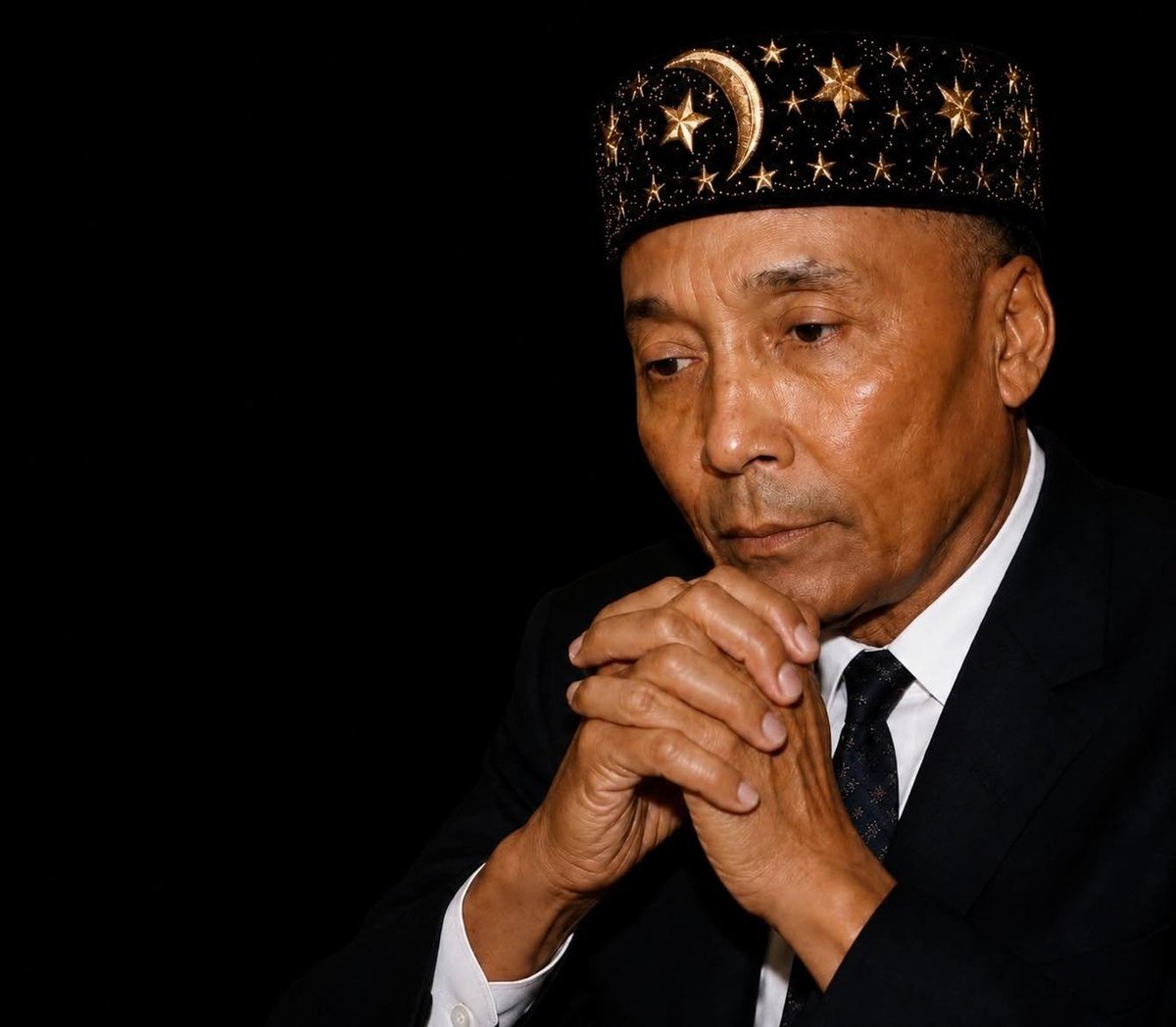 malcolmshabazz6's tweet photo. The honorable Elijah Muhammad

He changed Black people thinking for the positive

Even if you never joined the Nation of Islam

If you ever heard the teaching of the honorable Elijah Muhammad

Your thinking changed for the positive

He made you become concerned about Black people https://t.co/M2nOn1Hlr7