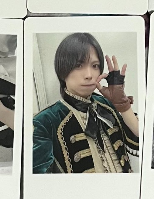 取引 tweet media