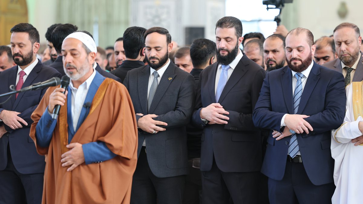 رئاسة الجمهورية العربية السورية tweet media