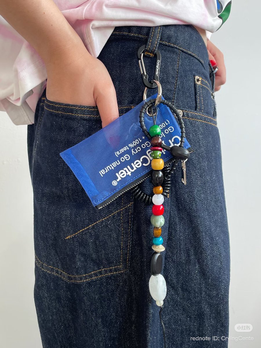31sundae's tweet photo. CryingCenter : mini wallet bag 🍊🎣
flash sale ลดเหลือ ใบละ 390.- free ems

( มัดจำ 150 ) คุ้มมากค่า ในหนึ่งเซ็ทได้
mini wallet + carabiner + bag charm

🛒 ส่งกลับแอร์ 
#cryingcenter #พรีออเดอร์จีน https://t.co/CFLs4CXwM1