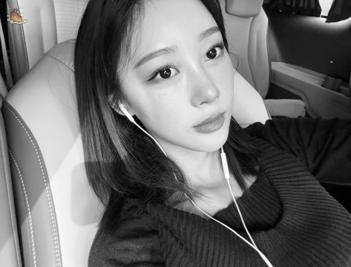 SOC-IE 💛 ˚☽˚.⋆ tweet media