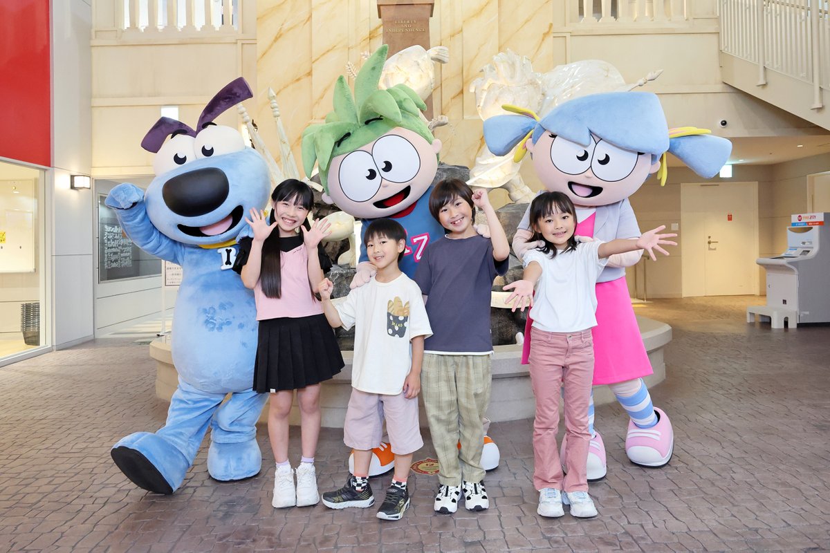 KidZania_F's tweet photo. ＼ キッザニア福岡混雑予想＆イベント情報👀✨ ／

5/29(金)第2部は、大人がキッザニアの仕事体験をできる特別な日『＃大人のキッザニア』を開催します🌃🍷

👇混雑予想（★が多いほど混雑）
5/29(金) 9:00-14:30/16:00-21:00
第1部 ★★★★☆ 第2部 大人のキッザニア

5/30(土)9:00-14:30/15:30-20:00 
第1部 ★★☆☆☆ 第2部 ★★☆☆☆

5/31(日)9:00-17:00 
第1部 ★★☆☆☆

6/1(月)  9:00-17:00
第1部 ★★★☆☆
みなさんのご来場をお待ちしております🚗🎶

👇大人のキッザニアについて
https://t.co/M2o6sQWzU7

#キッザニア