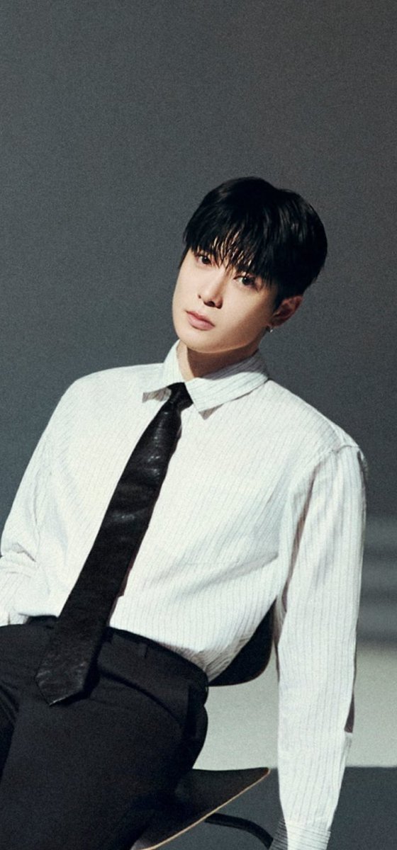jjh_jay0214's tweet photo. 와 정재현 군대 갔다온거 맞나 걍 팩트체크때랑 똑같은데 https://t.co/fjun17OHYT