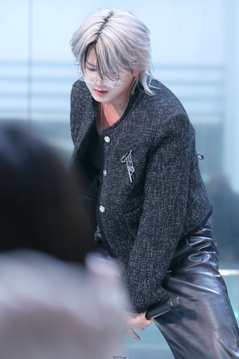 19980318com's tweet photo. 260518 U&amp;pia Protea* フリーイベント @ 池袋 サンシャインシティ 噴水広場 1部

一部の写真はおしまい(◜ᴗ◝ )

#u_pia 
#uandpia 
#荒友哉
#ARAN.
 
( @uandpiaofficial ) https://t.co/7NywxDK51O
