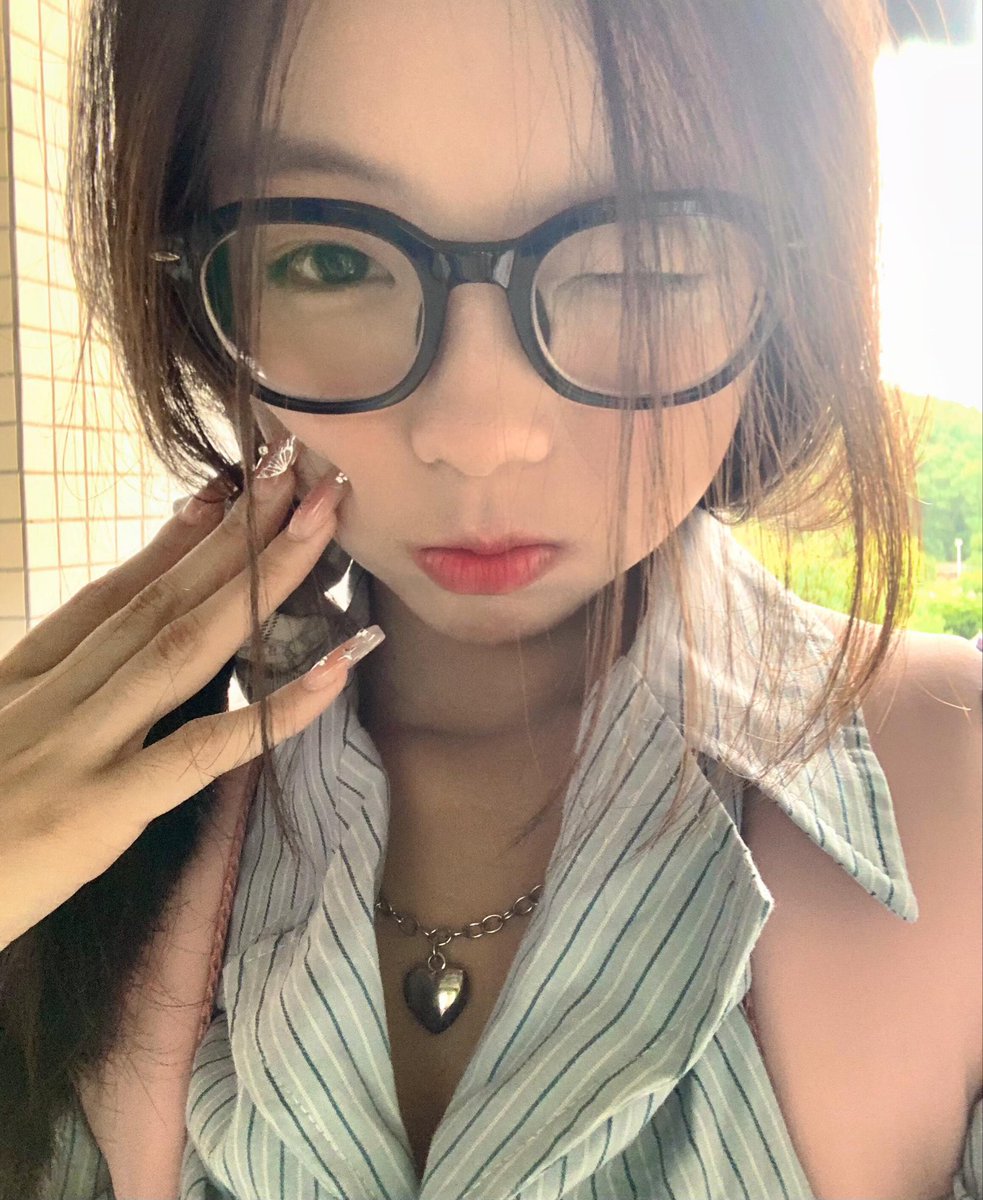 当然是小田啦（女大） tweet media