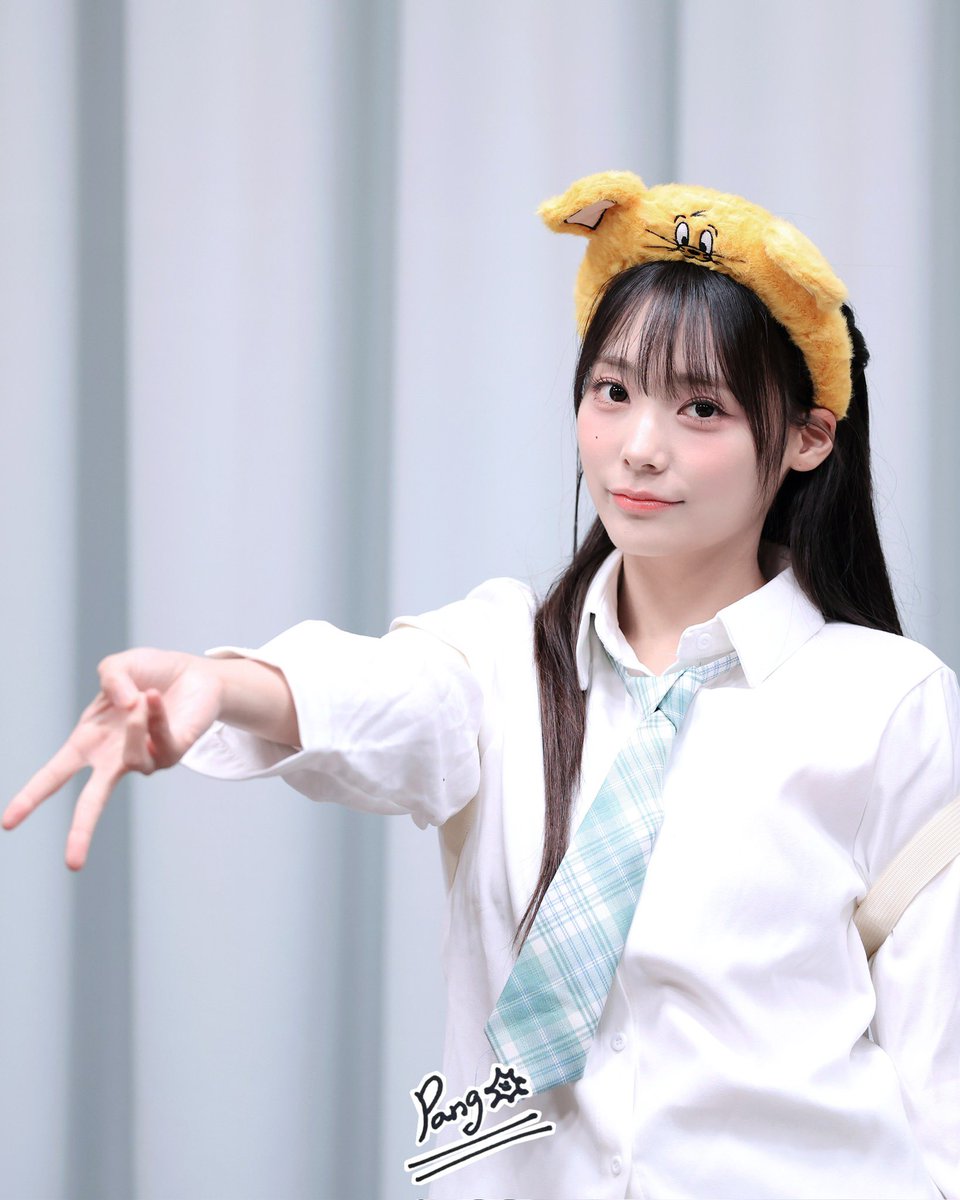 IssacKou86's tweet photo. 260517 비트로드 

J(erry) K

#QWER #이시연 #siyeon #しよみん https://t.co/YZufX1oWZz