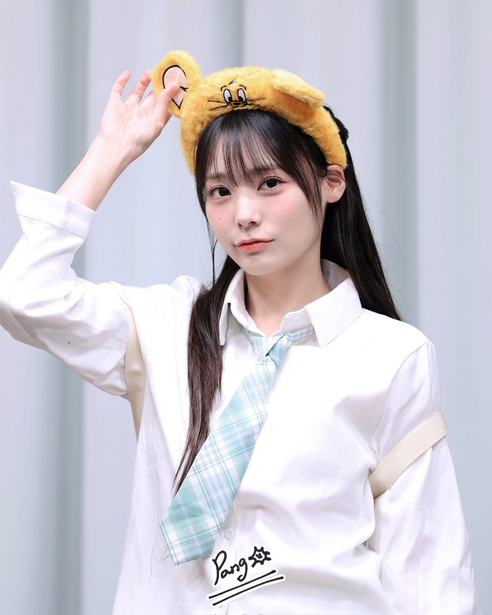 IssacKou86's tweet photo. 260517 비트로드 

J(erry) K

#QWER #이시연 #siyeon #しよみん https://t.co/YZufX1oWZz