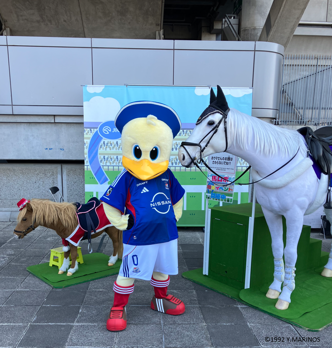JRAウインズ新横浜です🐴 5月16日(土)、#馬ロボ と一緒に #日産