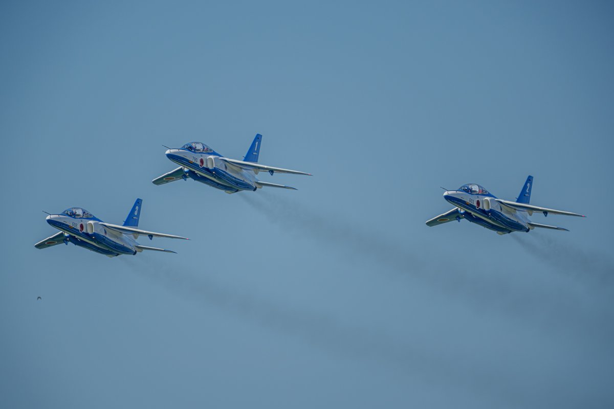 jtakage's tweet photo. 美保基地航空祭翌日
T-7＆ブルーインパルス帰投
2026.05.25 https://t.co/i5YR9cCd7L