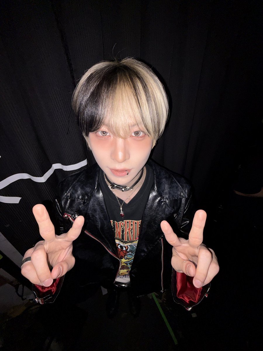 앰퍼샌드원 (AMPERS&ONE) tweet media