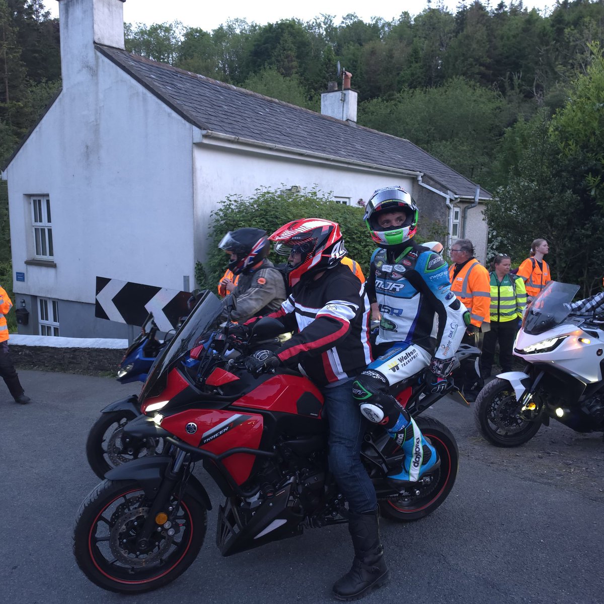 simon46storm's tweet photo. I was lucky enough to get the job of taking @michaelsweene65 back to the Paddock from Sarah's Cottage after his technical issue. https://t.co/tFgjeCNRet