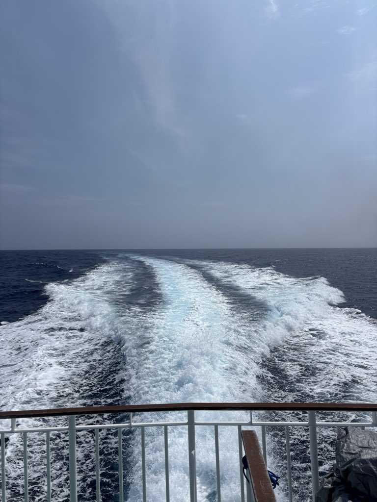 teaaaaaaaara's tweet photo. いい天気です。 https://t.co/LKm5bWdj9t