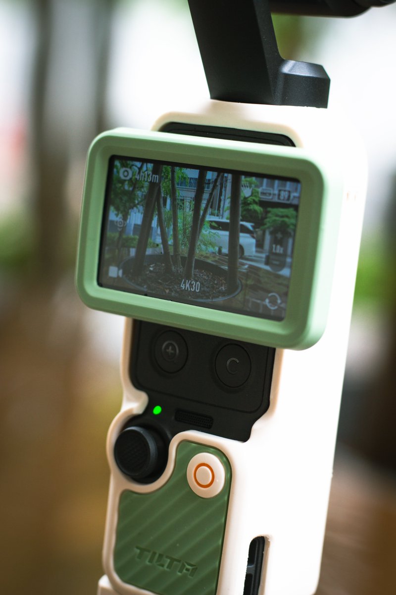 jstudio_jbs's tweet photo. DJI Osmo Pocket 4用 シリコン保護カバー 各色入荷しています。
手軽にキズや汚れを防ぎます。

ベースキット ¥1,760
https://t.co/4MHiikfHbr

パワーキット (バッテリーハンドル対応) ¥2,970
https://t.co/3HVAjc9qZI https://t.co/2lYnK9hSH7