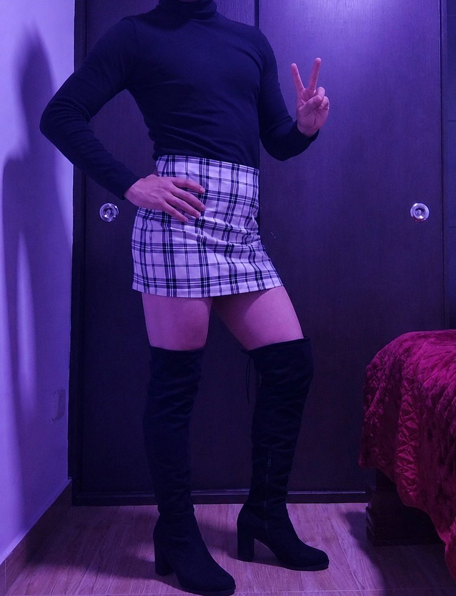HiddenMuseycdi's tweet photo. What cute outfits I have https://t.co/jM5fjUrc8H