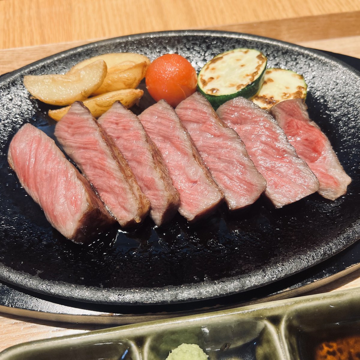 ぴー tweet media