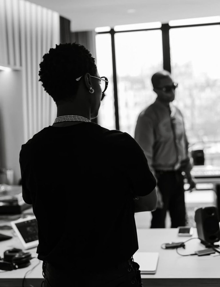STARBOY GUCCI🖤🦉🖤 tweet media