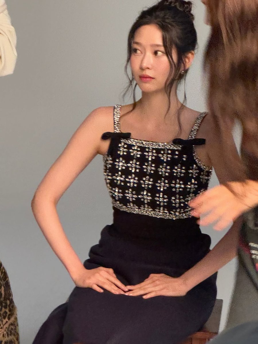 민주저장소 tweet media