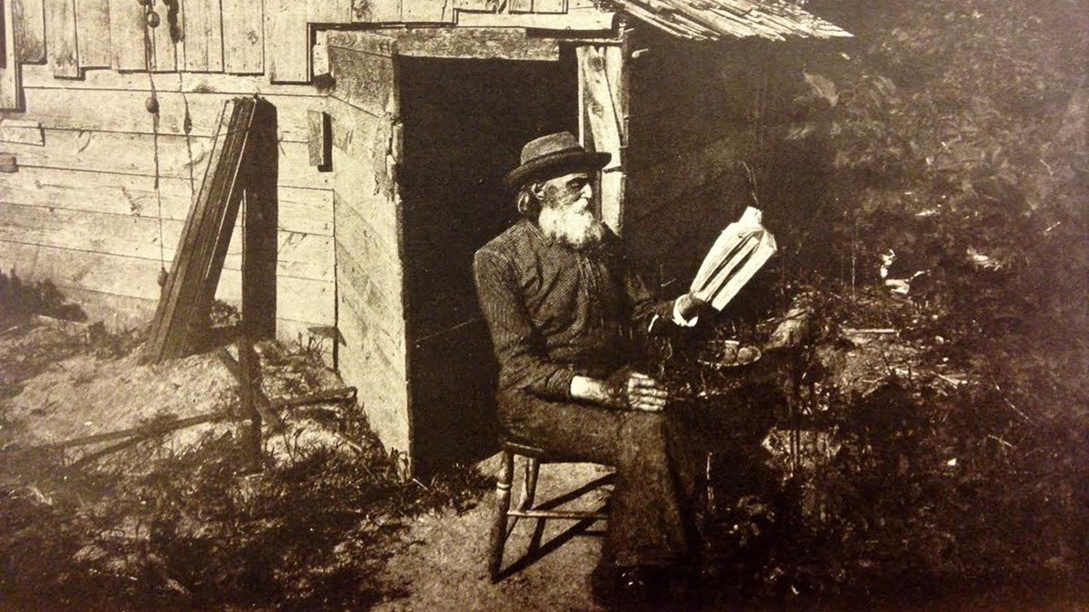 Snooper's tweet photo. Bro is living like a Victorian garden hermit.
https://t.co/RACa6zr8Pa https://t.co/8QIjIGPKkn