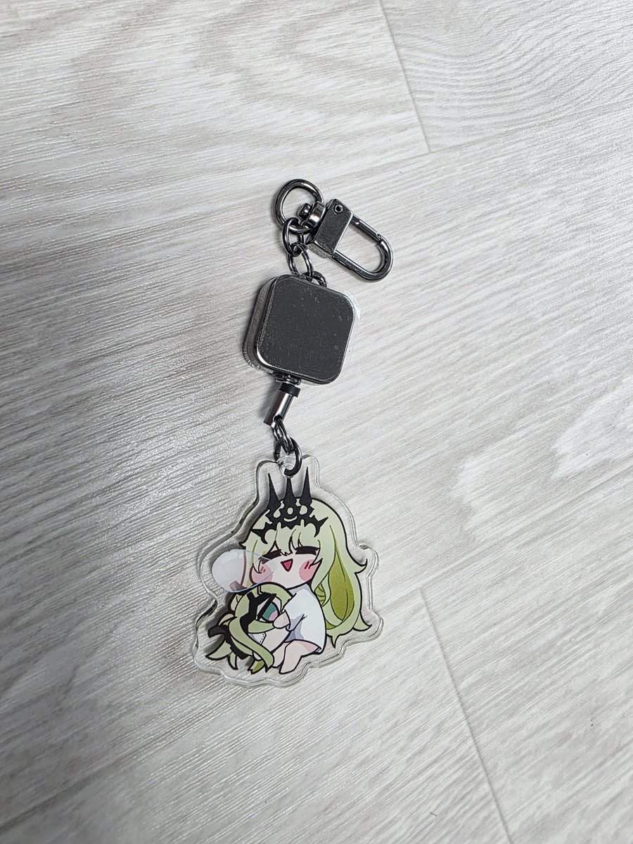 Dr3aMoon's tweet photo. I made something https://t.co/6Iu0Z6X4HZ