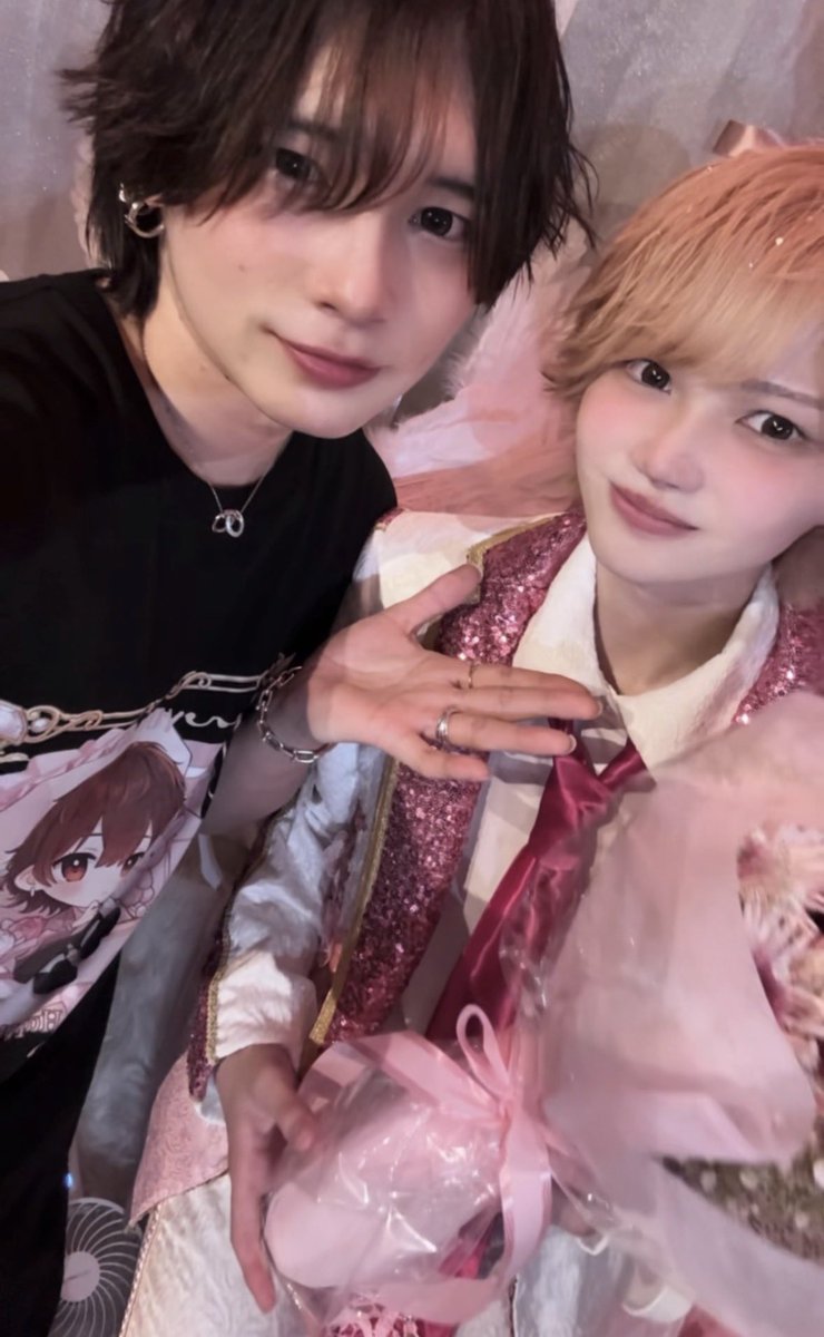 Quwrof_LPLS's tweet photo. ゆうまくんおめでとう🎉 https://t.co/GfJxk0L09q