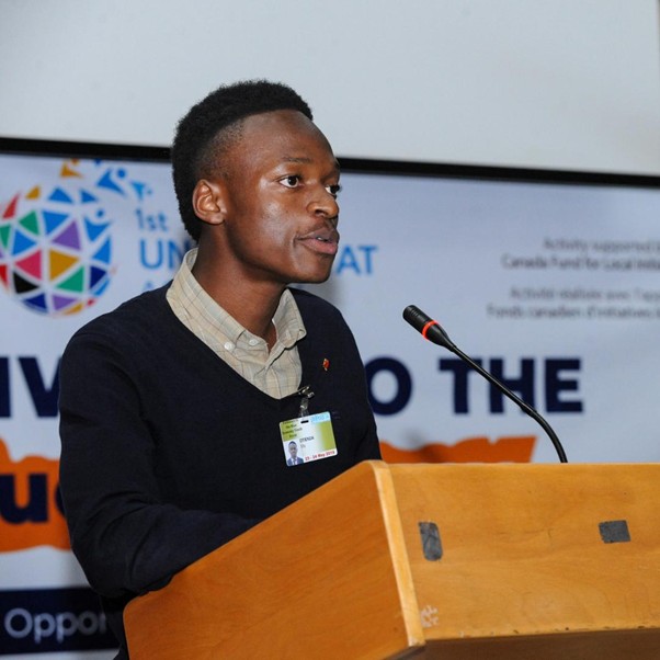 yaldafrica's tweet photo. #YALDASpotlight✨✨

At just a young age, Kenyan innovator Elly Savatia is transforming accessibility in Africa through technology. He founded Signvrse, a startup focused on helping deaf and hard-of-hearing people communicate more easily using AI-powered tools. His invention, Terp 360, translates speech and text into sign language using 3D avatars in real time.💡🌐

🔗-  https://t.co/eDiQY9grat

❓What local problem in your community do you think young Africans should start solving through innovation and technology? Comment below🤔👇

#AfricanInnovation #YouthEmpowerment #TechForGood #EastAfrica #AfricanYouth