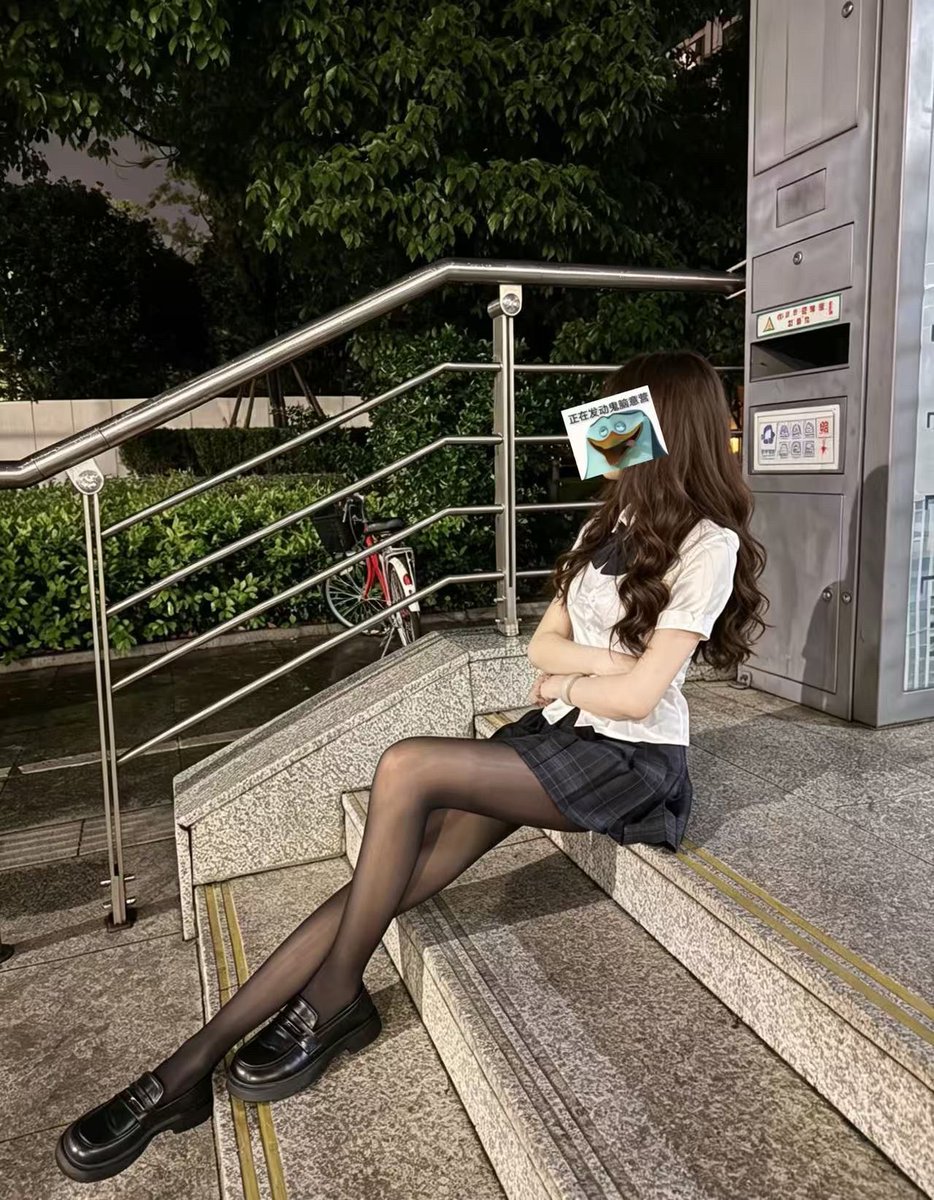 HuiLin0306140's tweet photo. 等命中注定的他出现（是男娘不是女喔） https://t.co/5wGK42rFvN