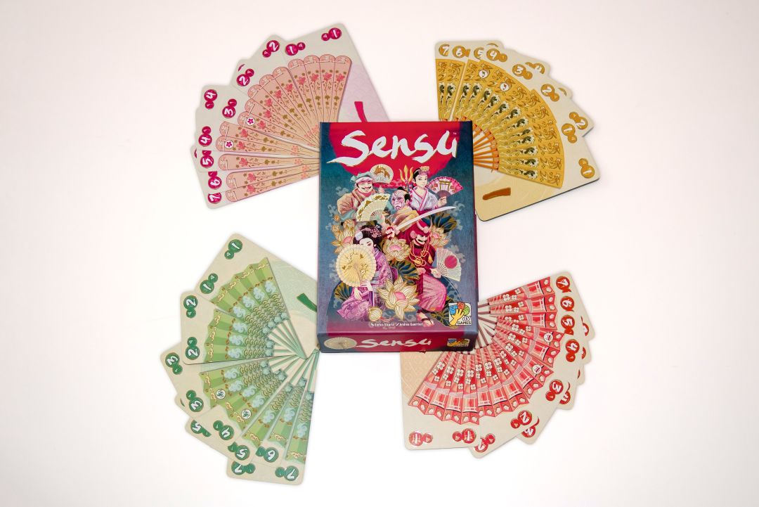 TabletopMag's tweet photo. What if the next great card game was built around making the perfect Japanese folding fan? 
Sensu is fast, clever, beautifully designed - and surprisingly tense. 

Read the review: 
https://t.co/ON0IcZ7q1D https://t.co/afhzKOEgxI